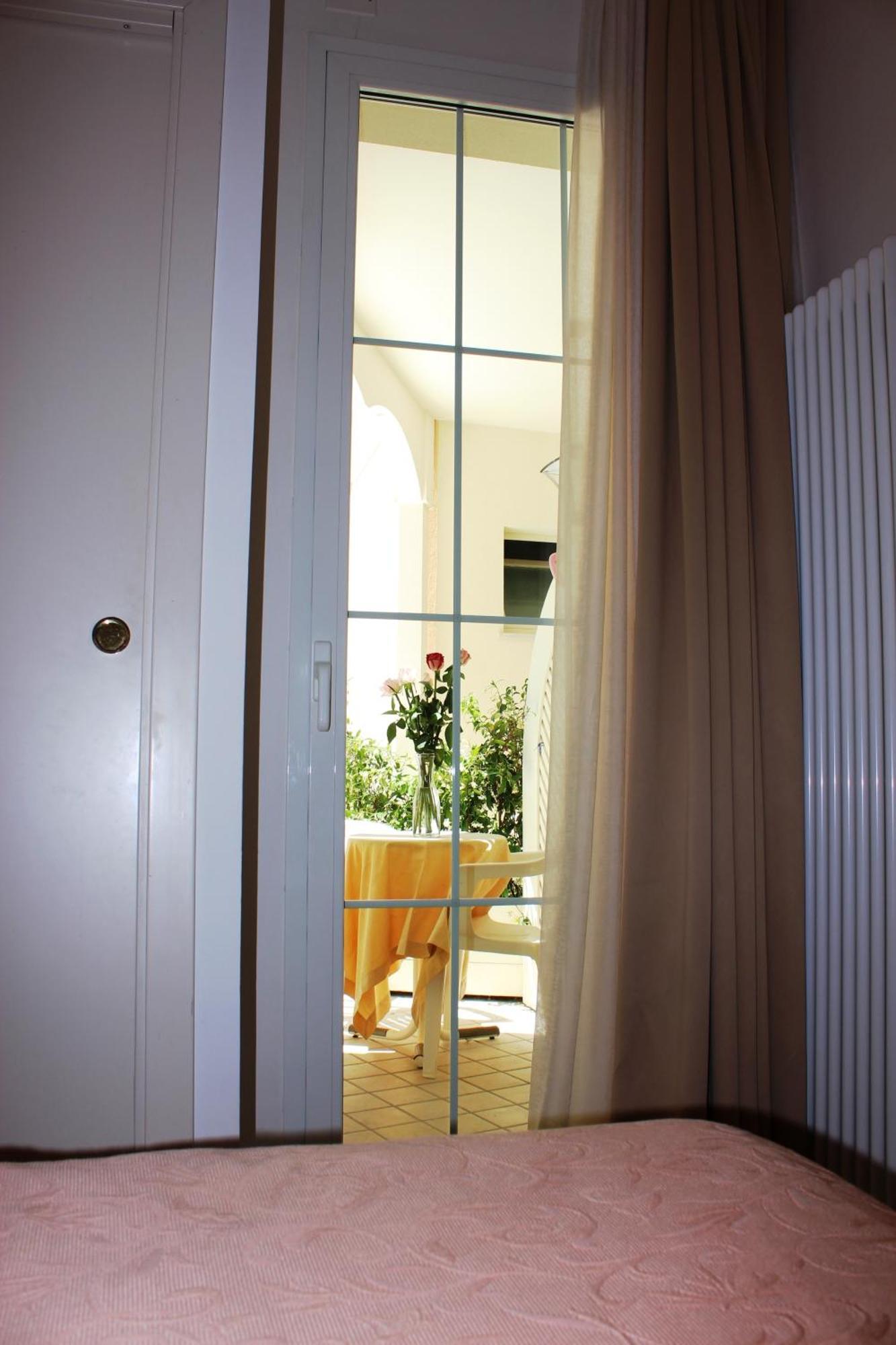 Sirena Boutique Hotel Gabicce Mare Oda fotoğraf
